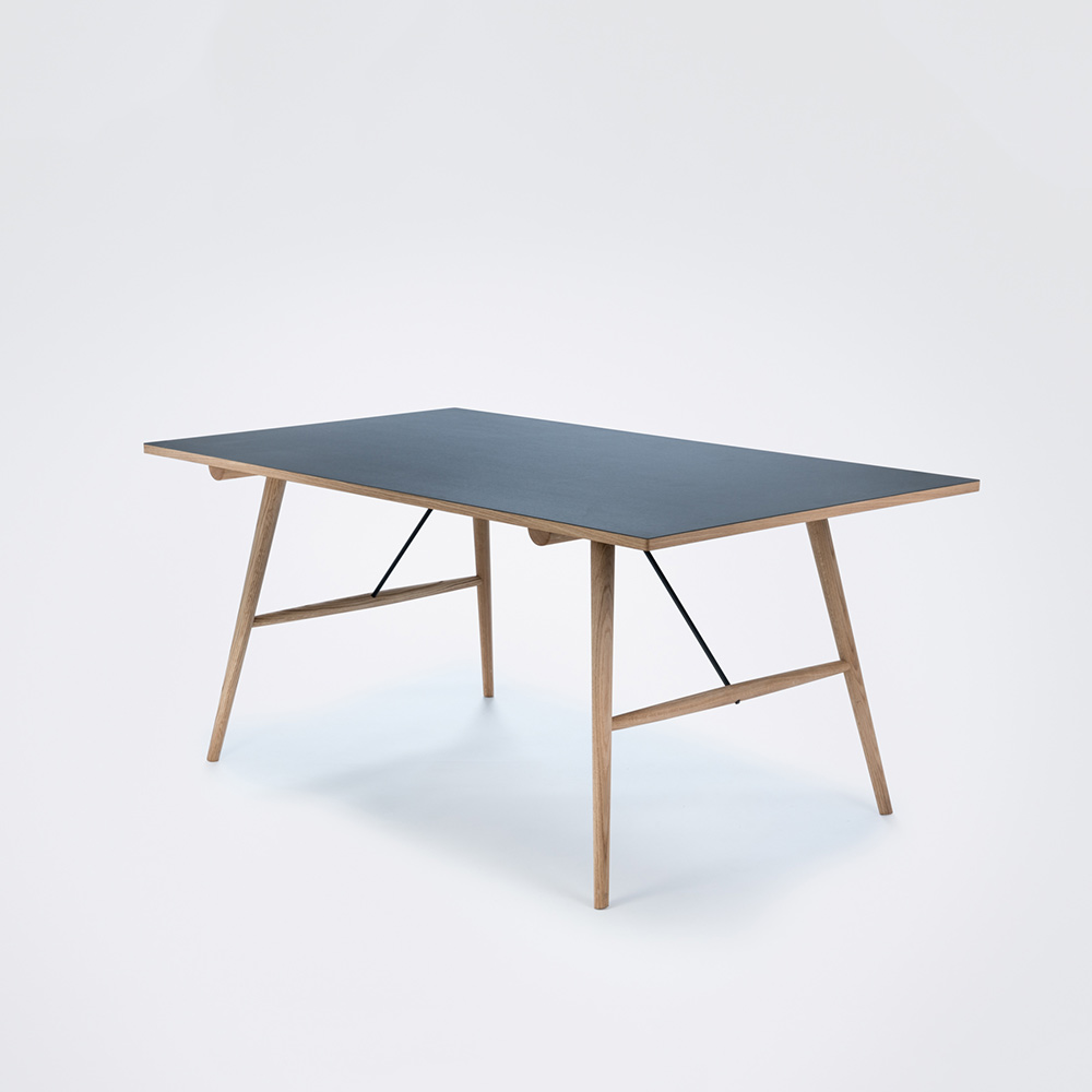 DINING TABLE 168cm // Black Linoleum 