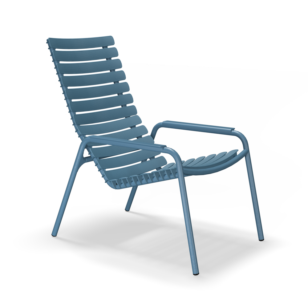 LOUNGE CHAIR // Sky blue